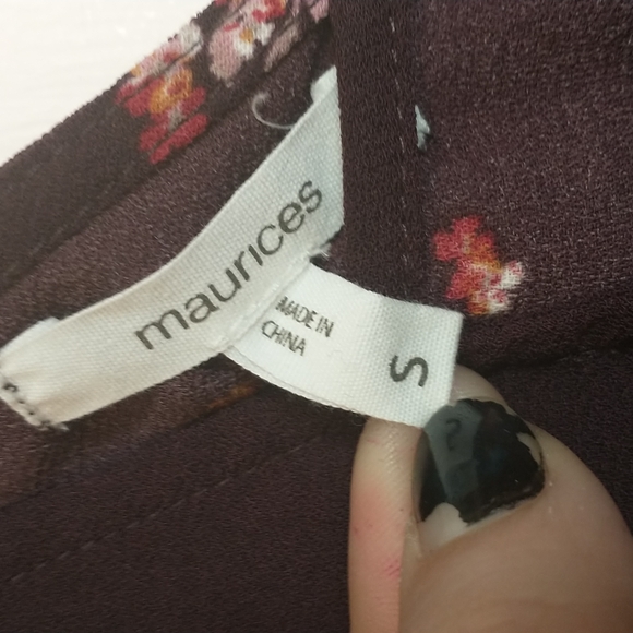 Maurices Size Small long tunic shirt dark brown with floral print 100% polyester - Picture 4 of 4